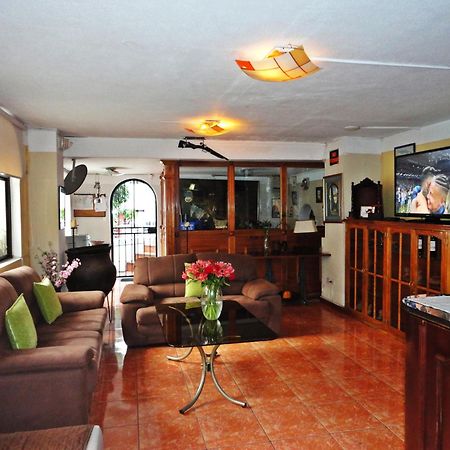 Hotel Rincon Escandinavo Quito Buitenkant foto