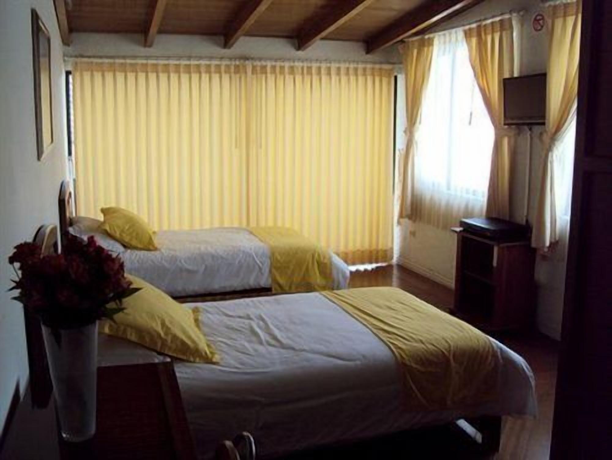 Hotel Rincon Escandinavo Quito Buitenkant foto
