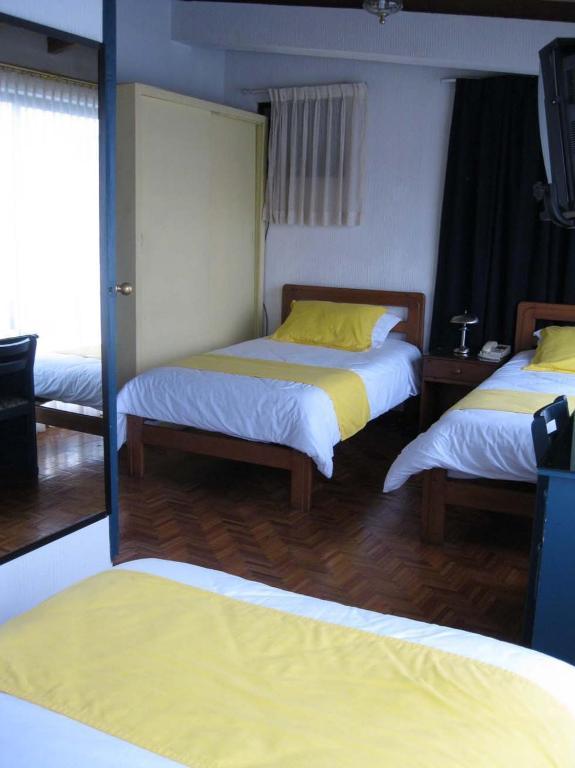 Hotel Rincon Escandinavo Quito Kamer foto